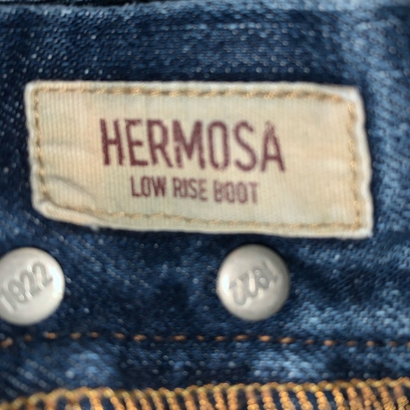 Hollister Low Rise - Picture 6 of 7